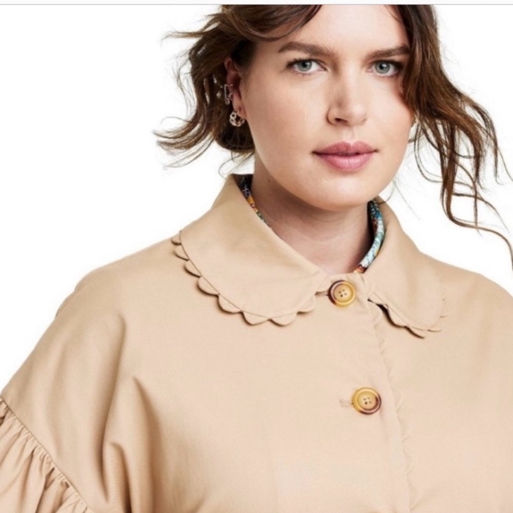 ✨Trench Coat ✨ - Picture 4 of 6